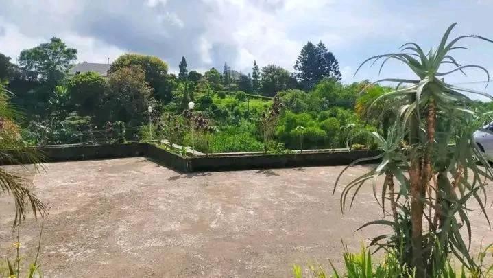Villa Puncak Resort Cikundul Exterior photo